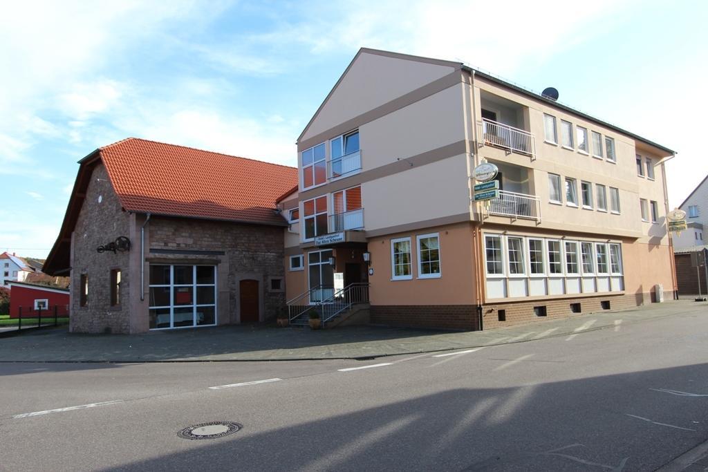 Hotel Landgasthof Zur Alten Scheune Zweibruecken Exterior photo